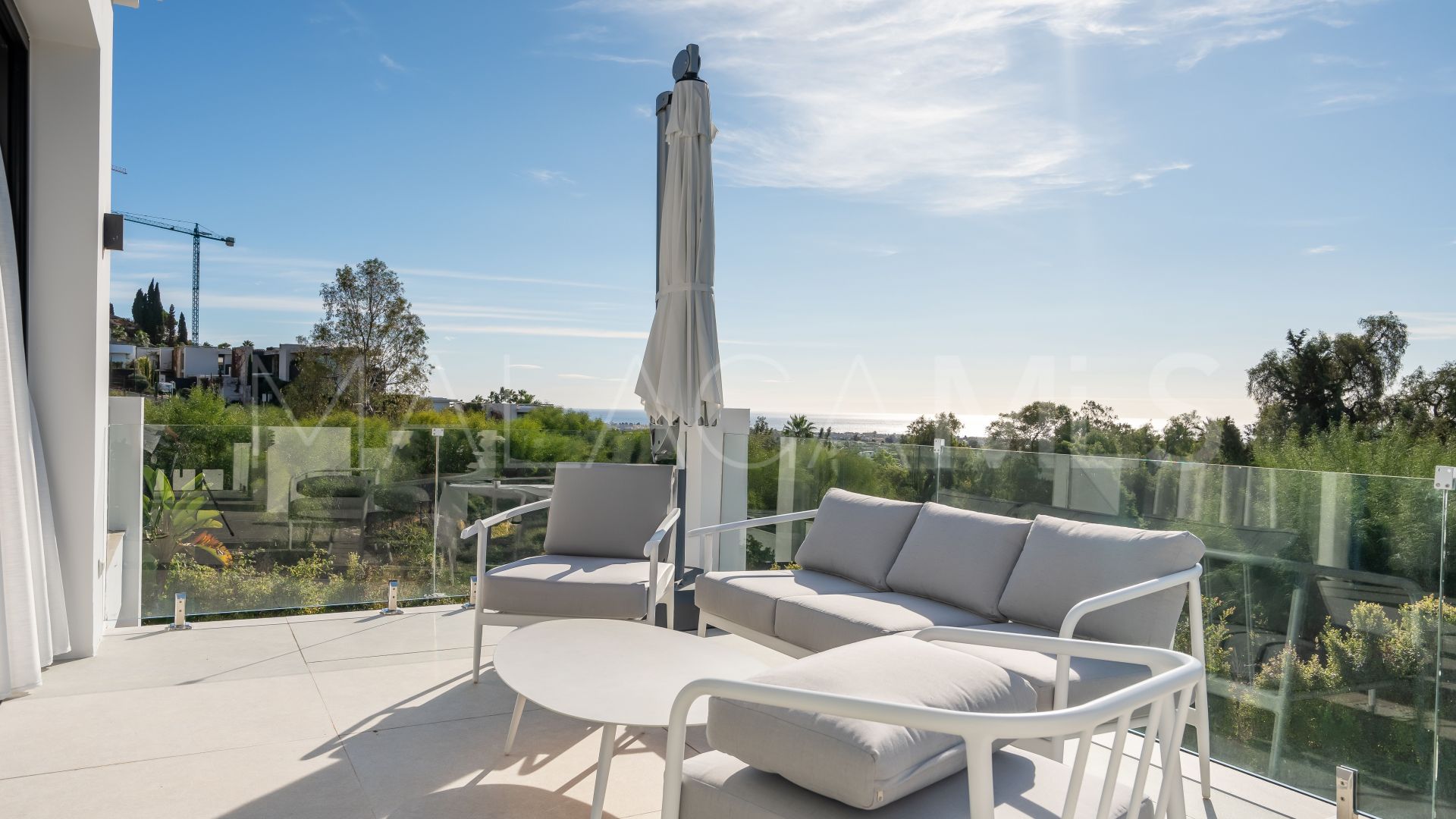 Villa for sale in Monte Halcones