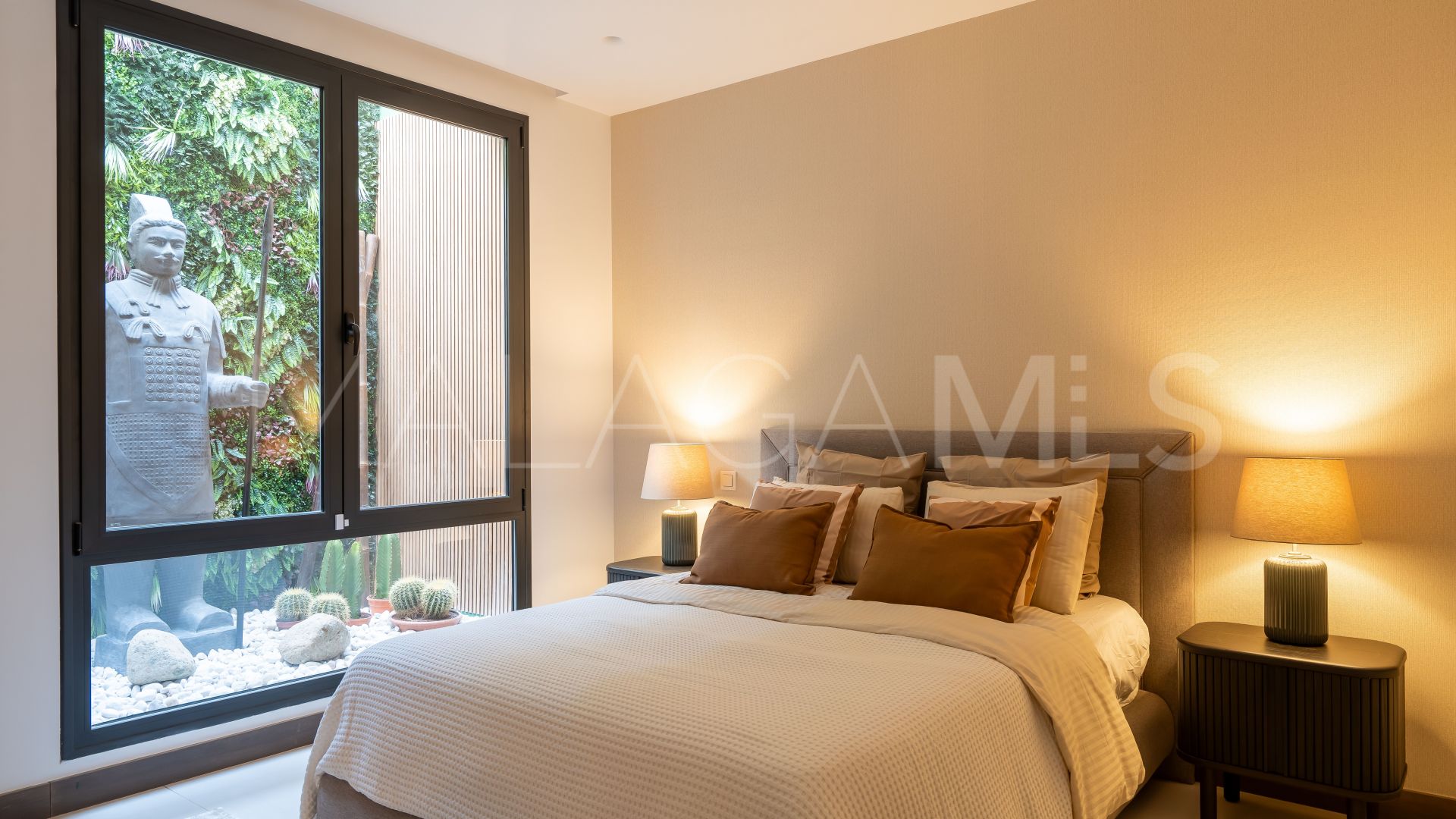 Villa for sale in Monte Halcones