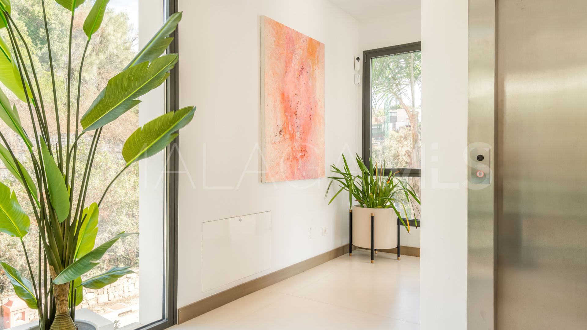 Villa for sale in Monte Halcones