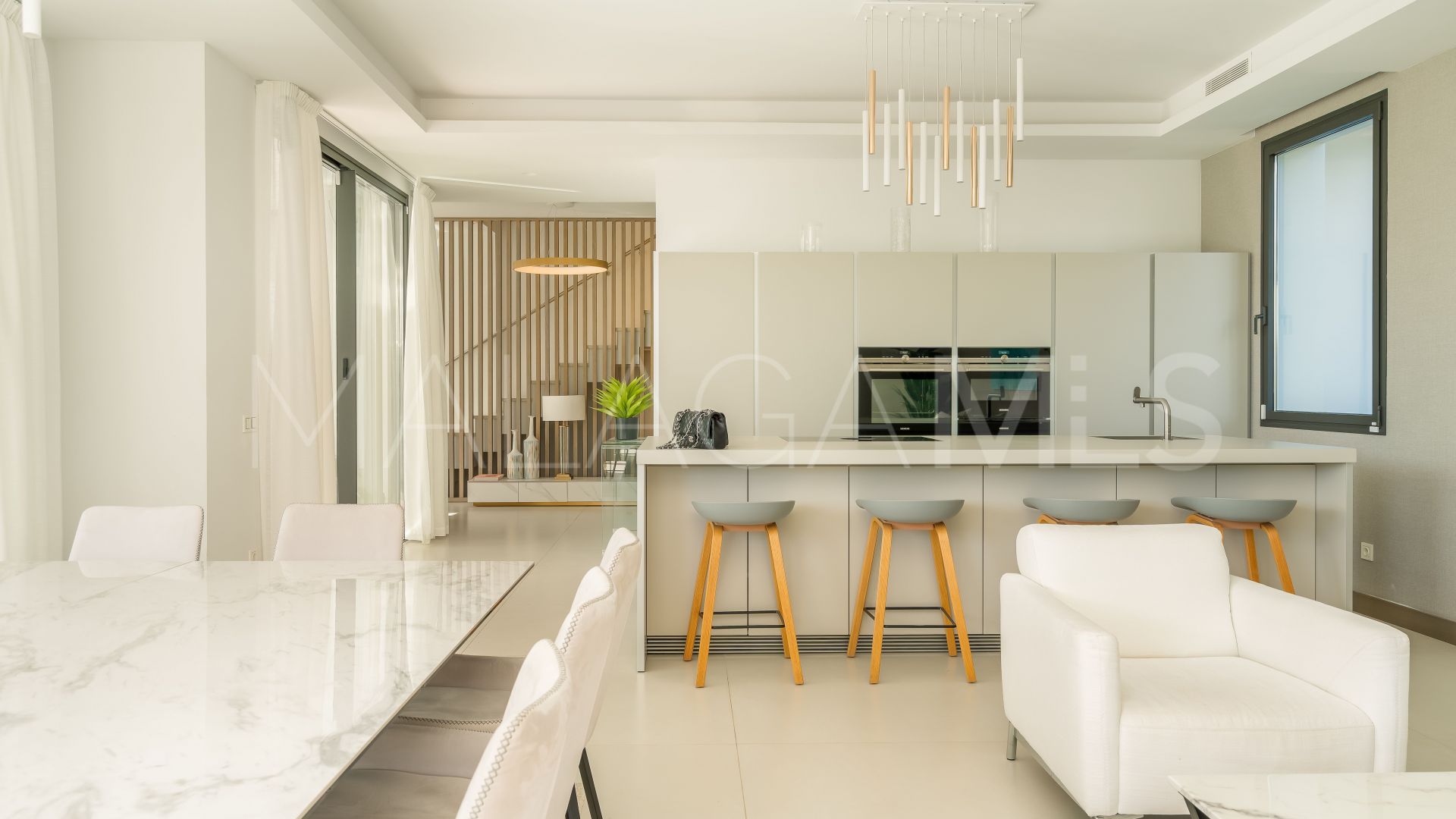 Villa for sale in Monte Halcones