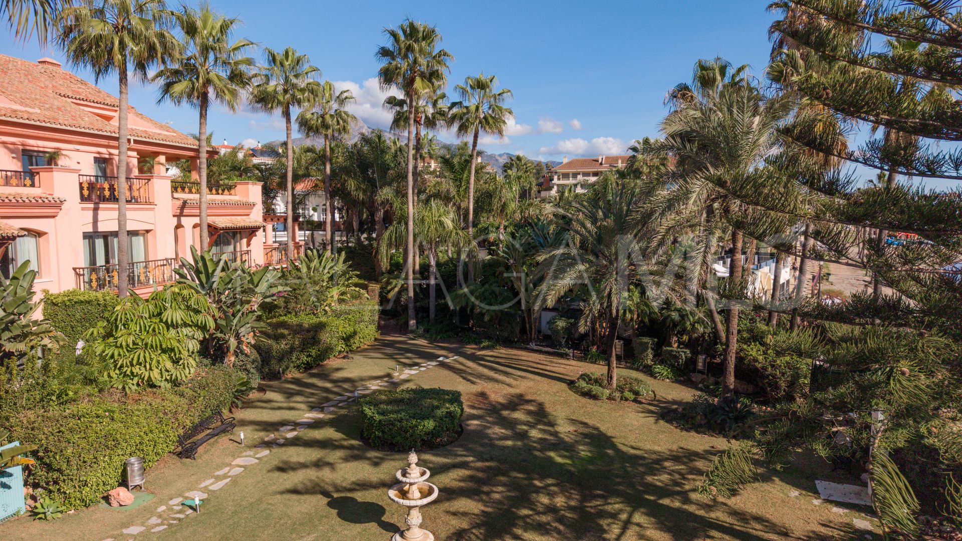 Erdgeschosswohnung for sale in Marbella - Puerto Banus