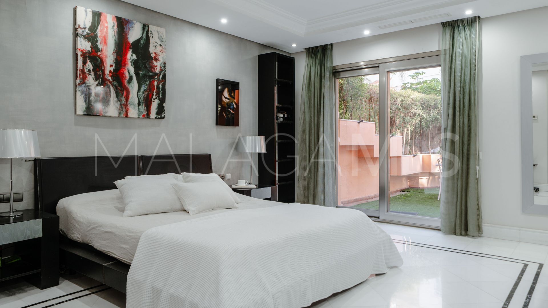 Erdgeschosswohnung for sale in Marbella - Puerto Banus