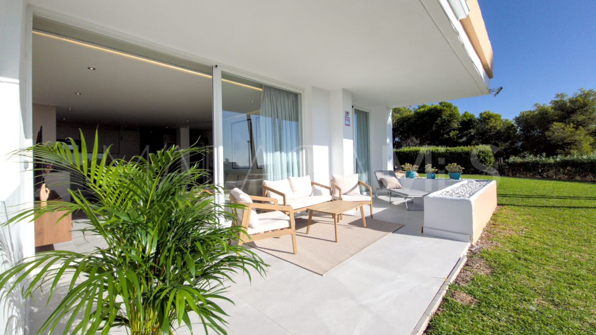 For sale Miraflores Golf ground floor apartment with 3 bedrooms