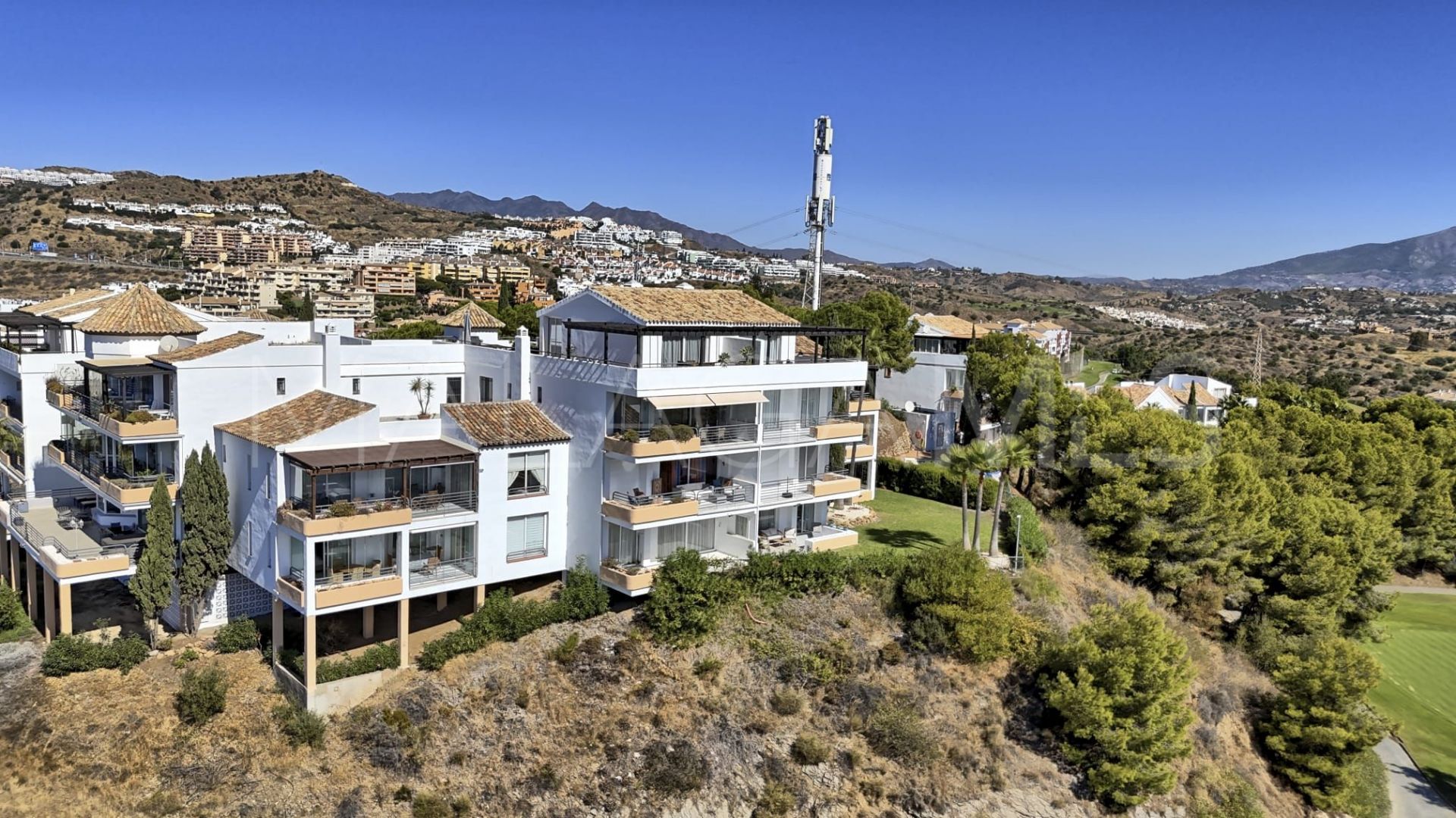 For sale Miraflores Golf ground floor apartment with 3 bedrooms