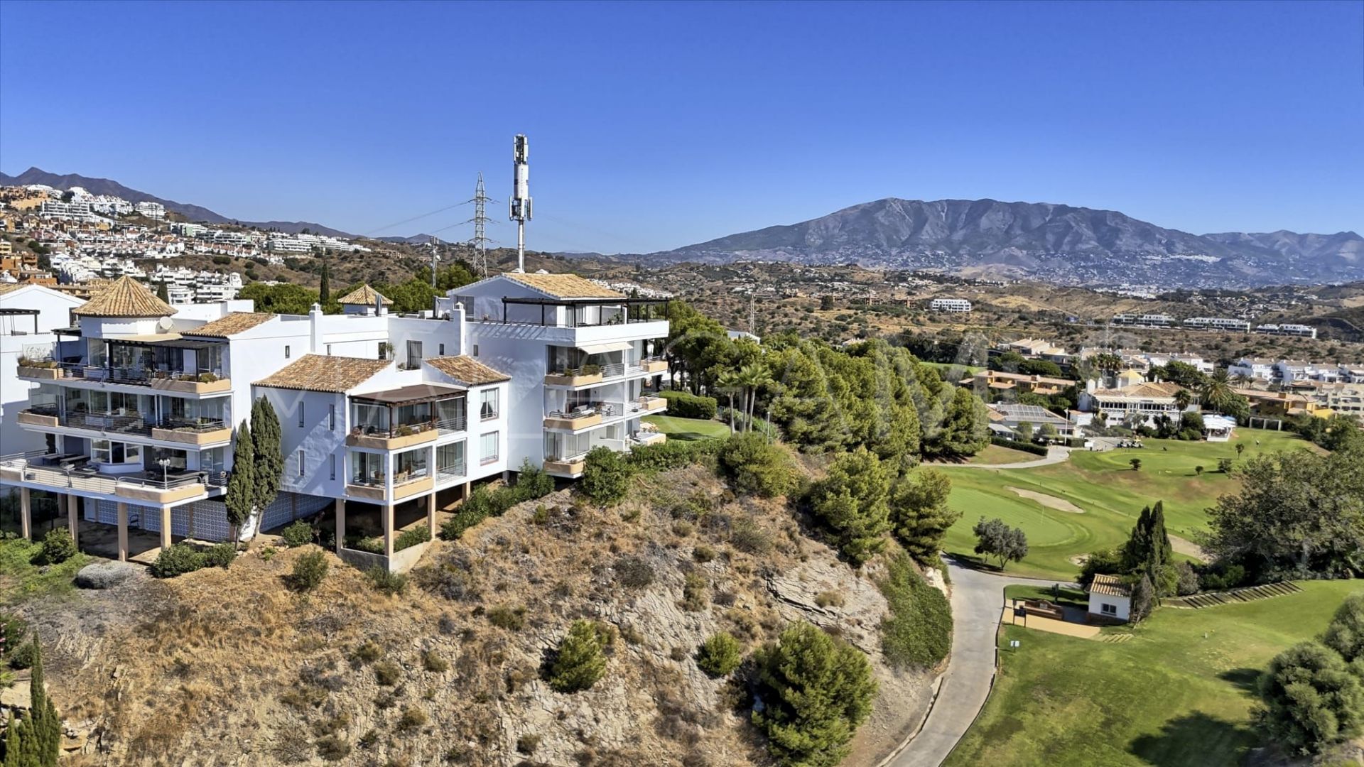 For sale Miraflores Golf ground floor apartment with 3 bedrooms