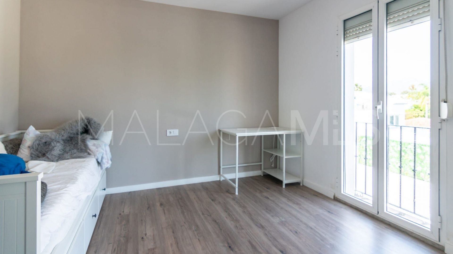 Appartement terrasse for sale in El Paraiso