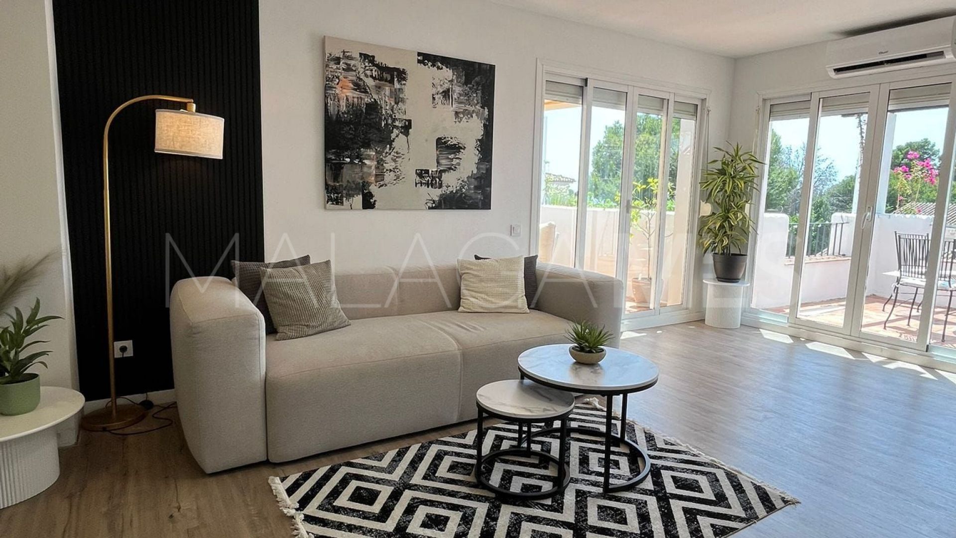 Appartement terrasse for sale in El Paraiso