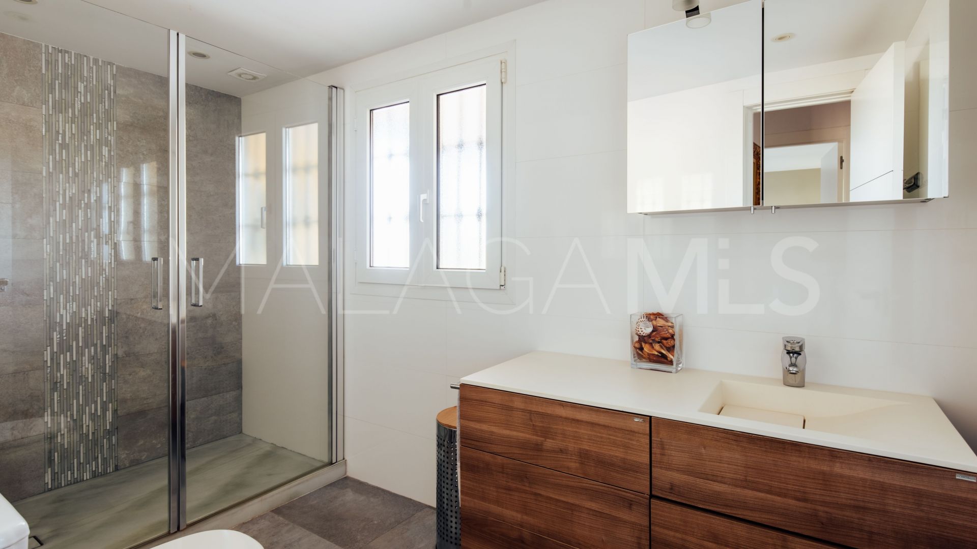 Pinos de Alhaurín, villa for sale