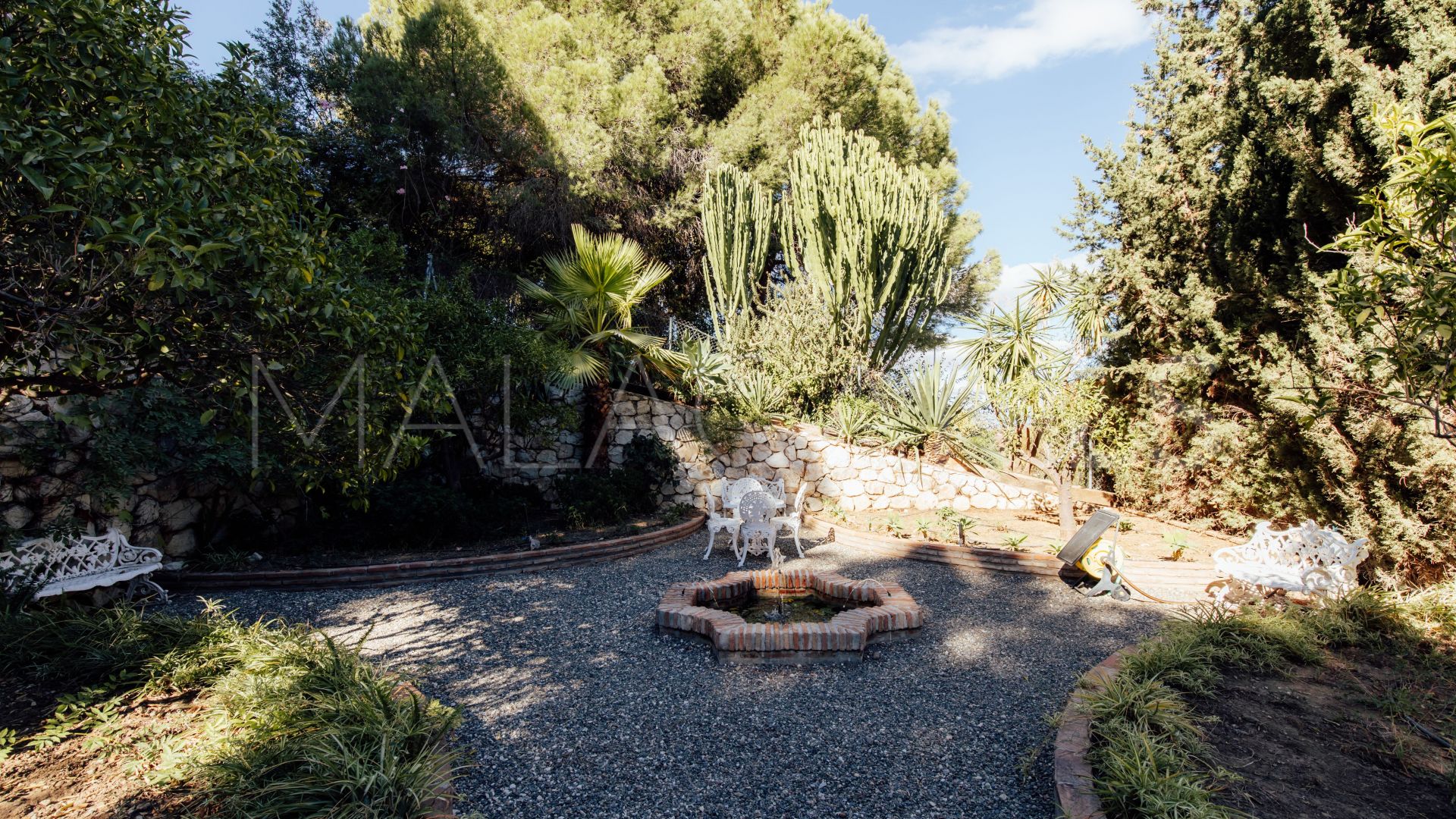 Pinos de Alhaurín, villa for sale