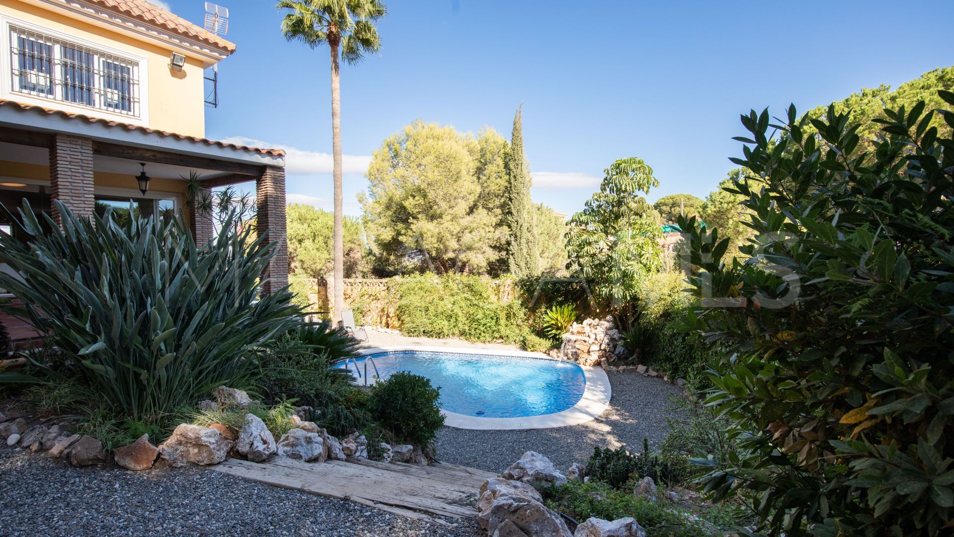 Pinos de Alhaurín, villa for sale