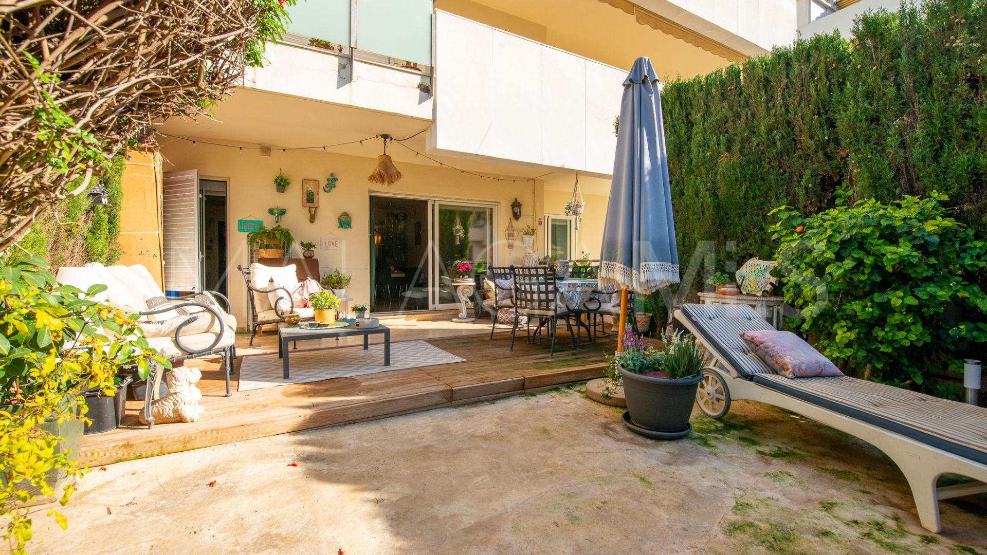 Ground floor apartment for sale in Las Petunias