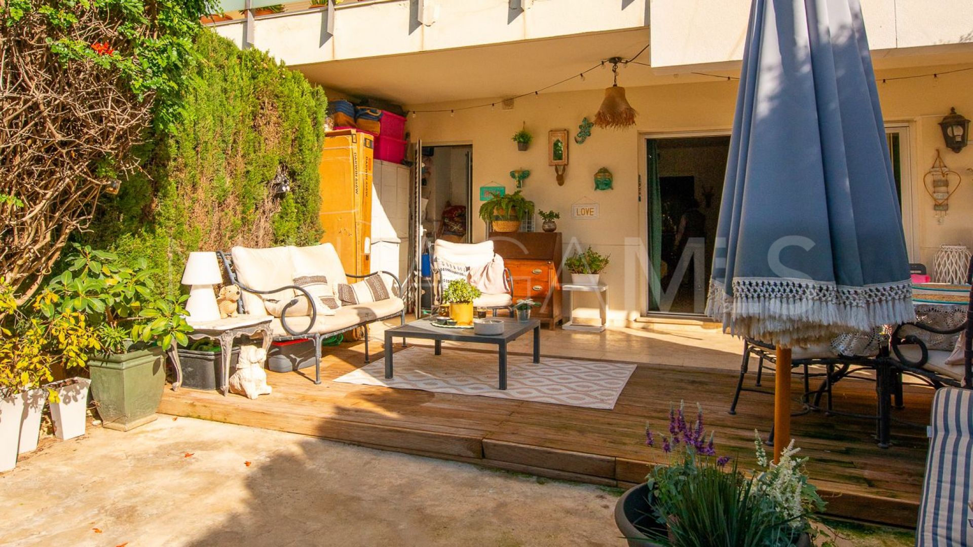 Ground floor apartment for sale in Las Petunias