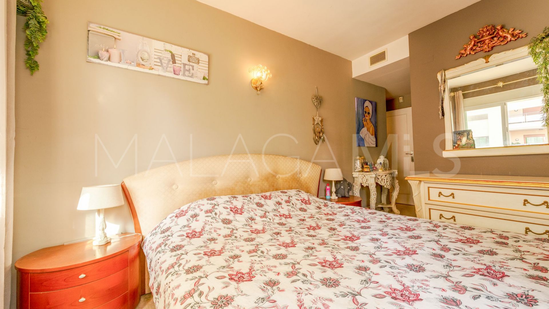Ground floor apartment for sale in Las Petunias