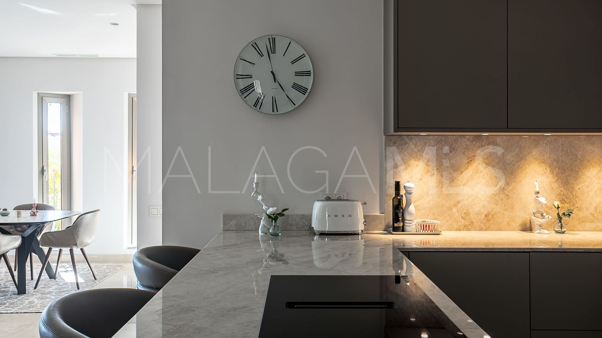 Takvåning for sale in Marbella Golden Mile