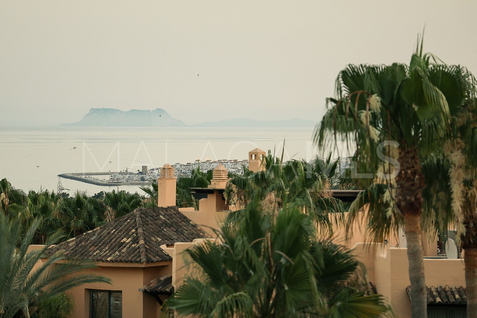Takvåning for sale in Marbella Golden Mile
