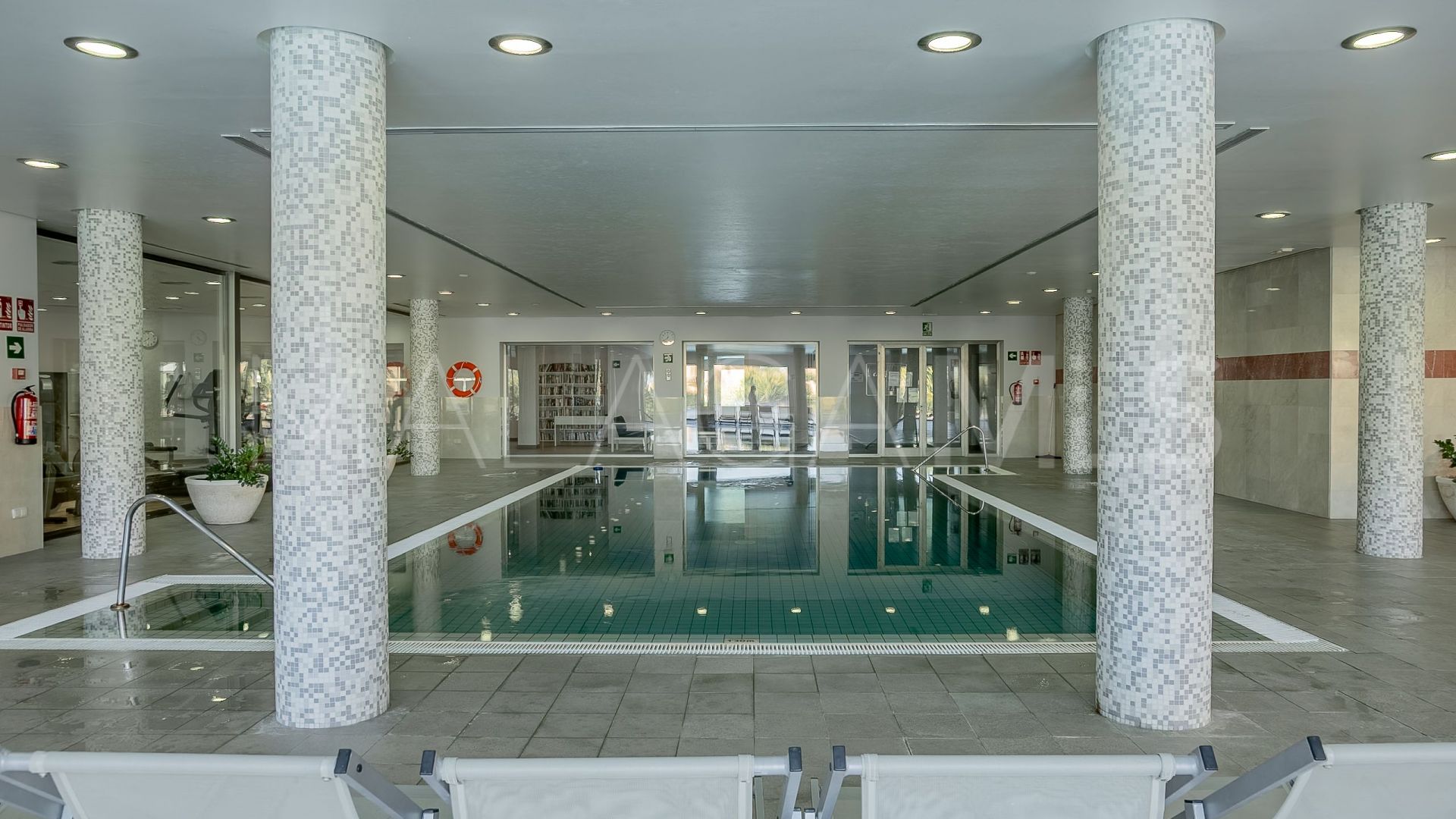 Takvåning for sale in Marbella Golden Mile