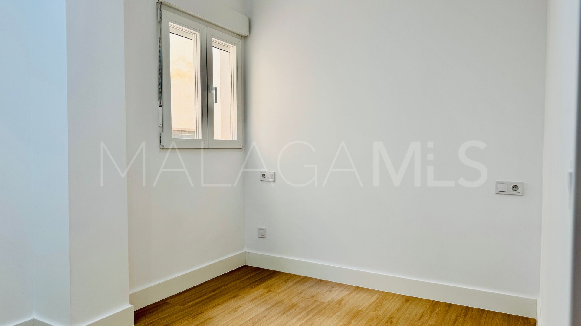 Buy apartamento de 3 bedrooms in Malaga