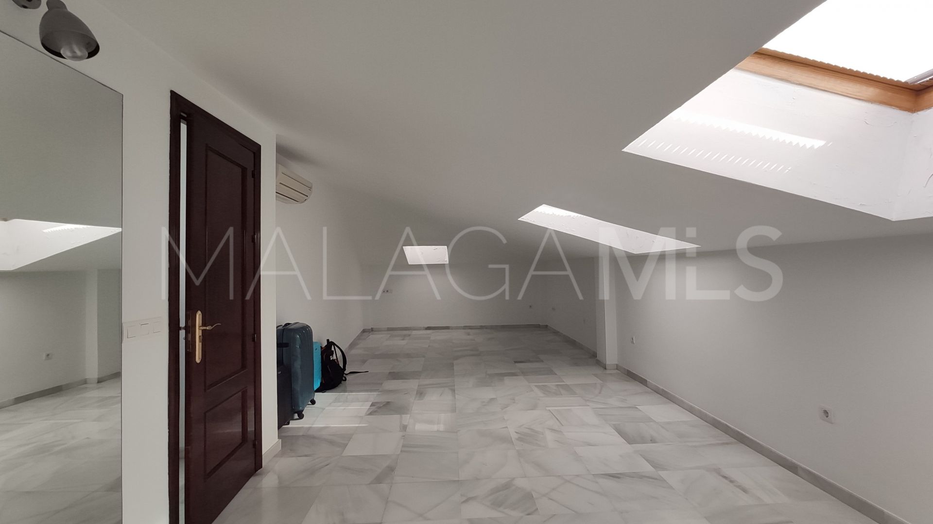Buy Pizarra house