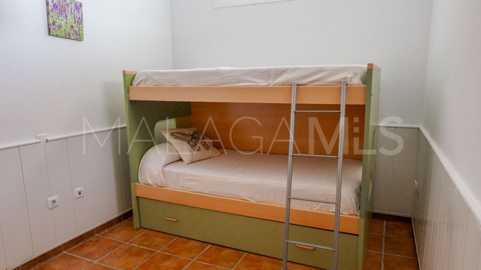 Villa for sale in Benalmadena