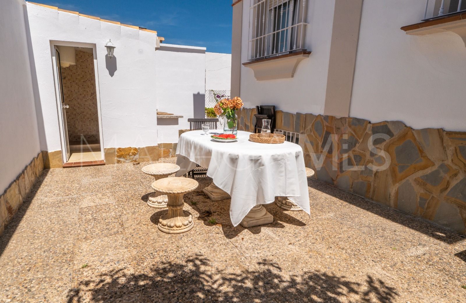 Villa for sale in Benalmadena