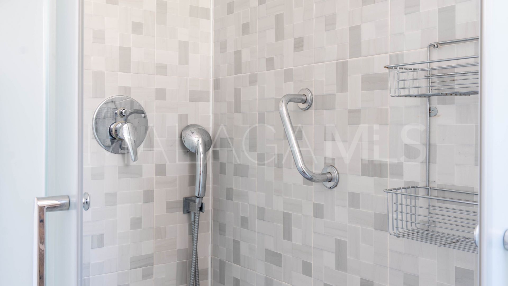 Penthouse for sale in Benalmadena Costa with 2 bedrooms