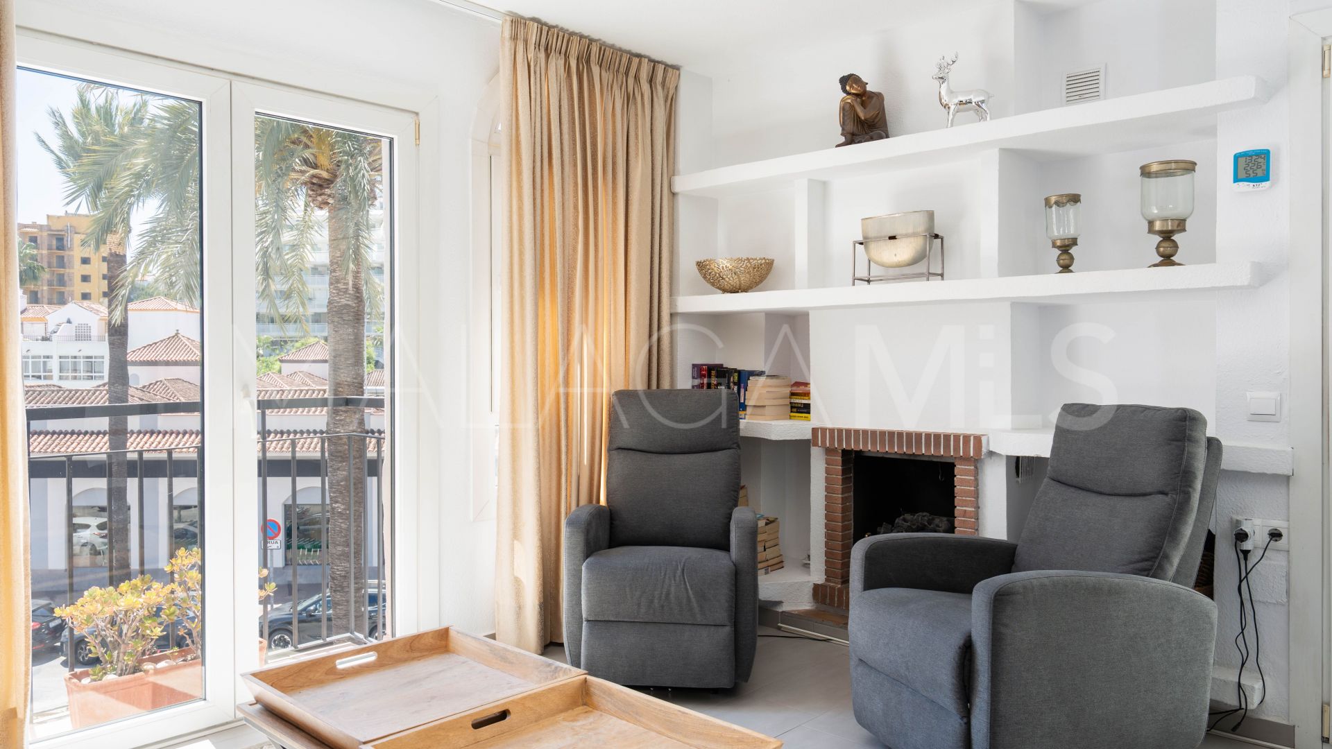 Penthouse for sale in Benalmadena Costa with 2 bedrooms