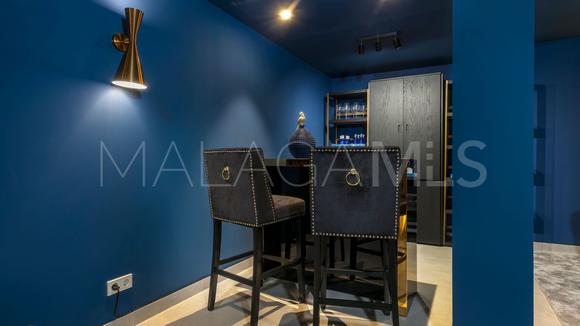 Villa with 5 bedrooms for sale in Estepona Este