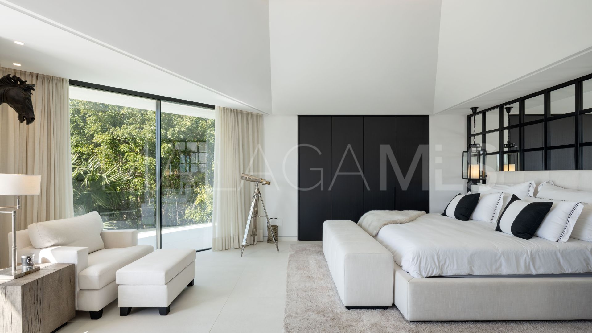 Villa for sale in El Herrojo