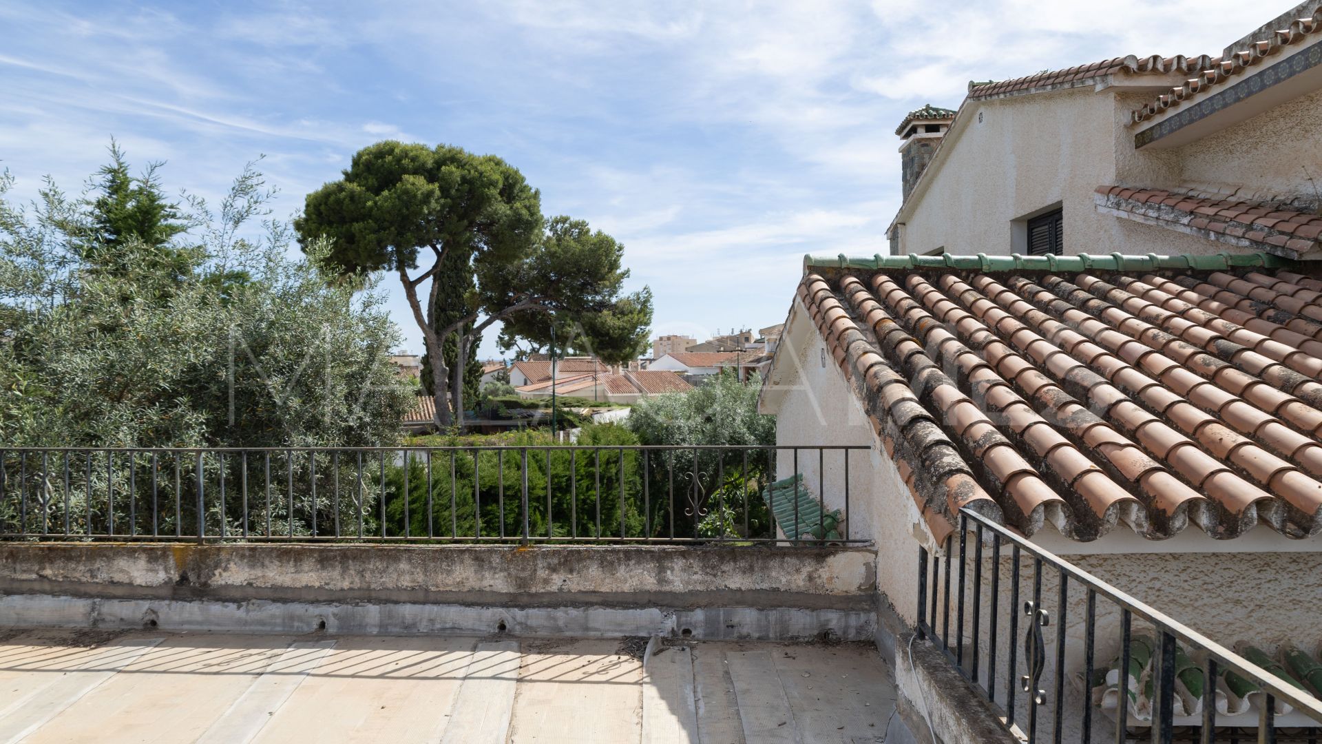 Hus i byn for sale in Miraflores del Palo