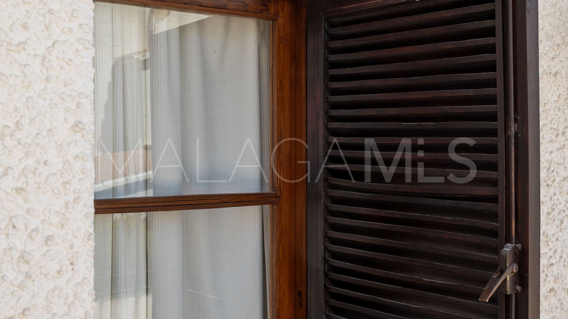 Hus i byn for sale in Miraflores del Palo