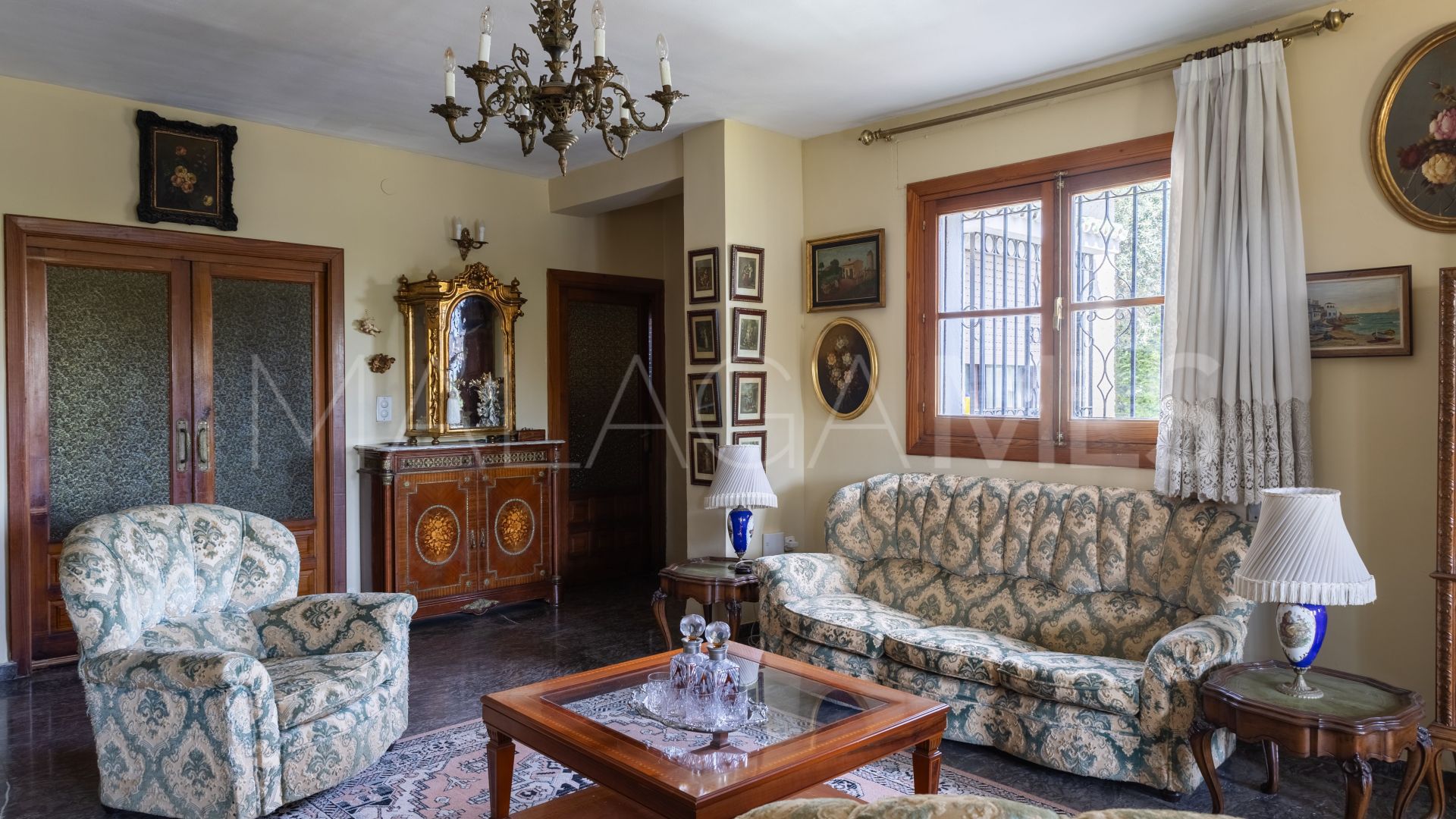 Hus i byn for sale in Miraflores del Palo