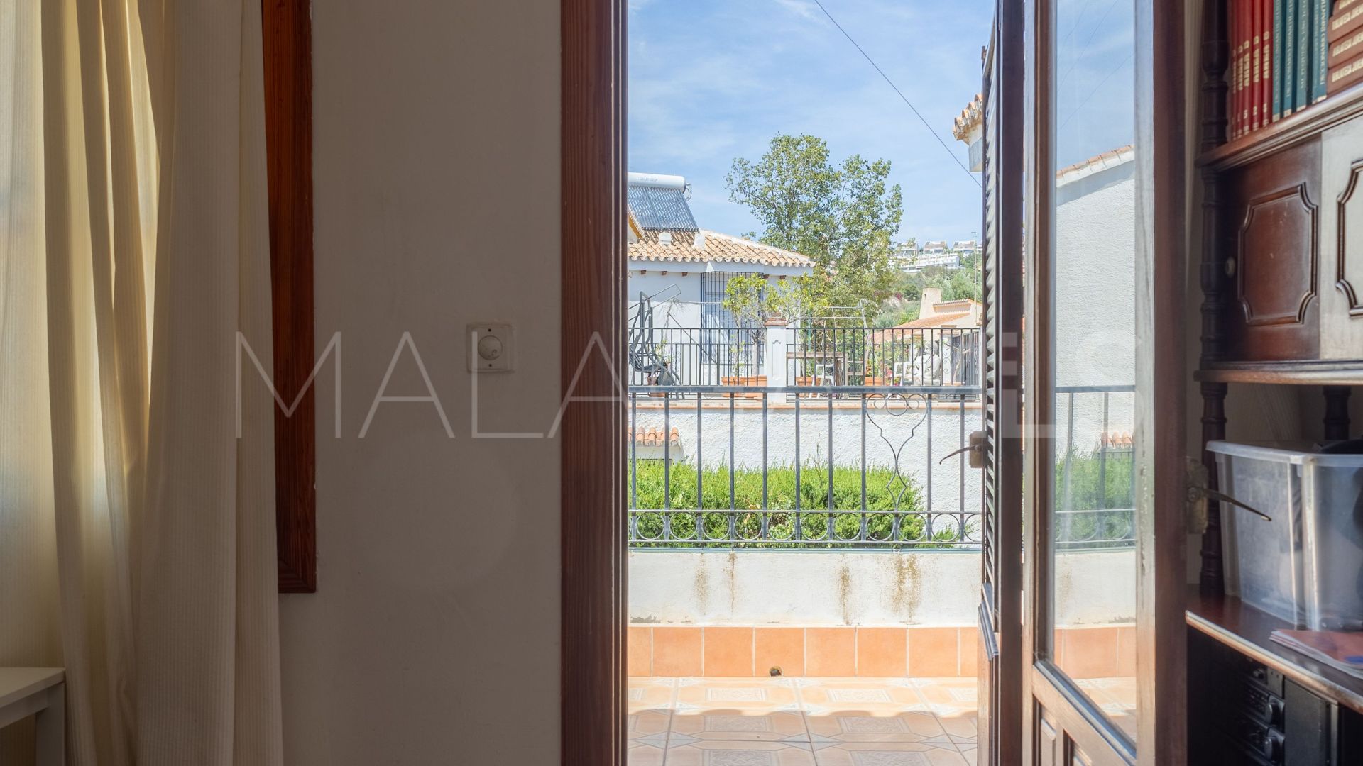 Hus i byn for sale in Miraflores del Palo