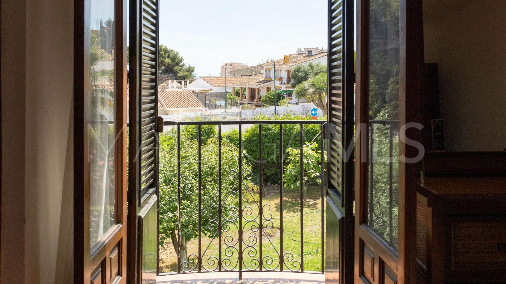Hus i byn for sale in Miraflores del Palo