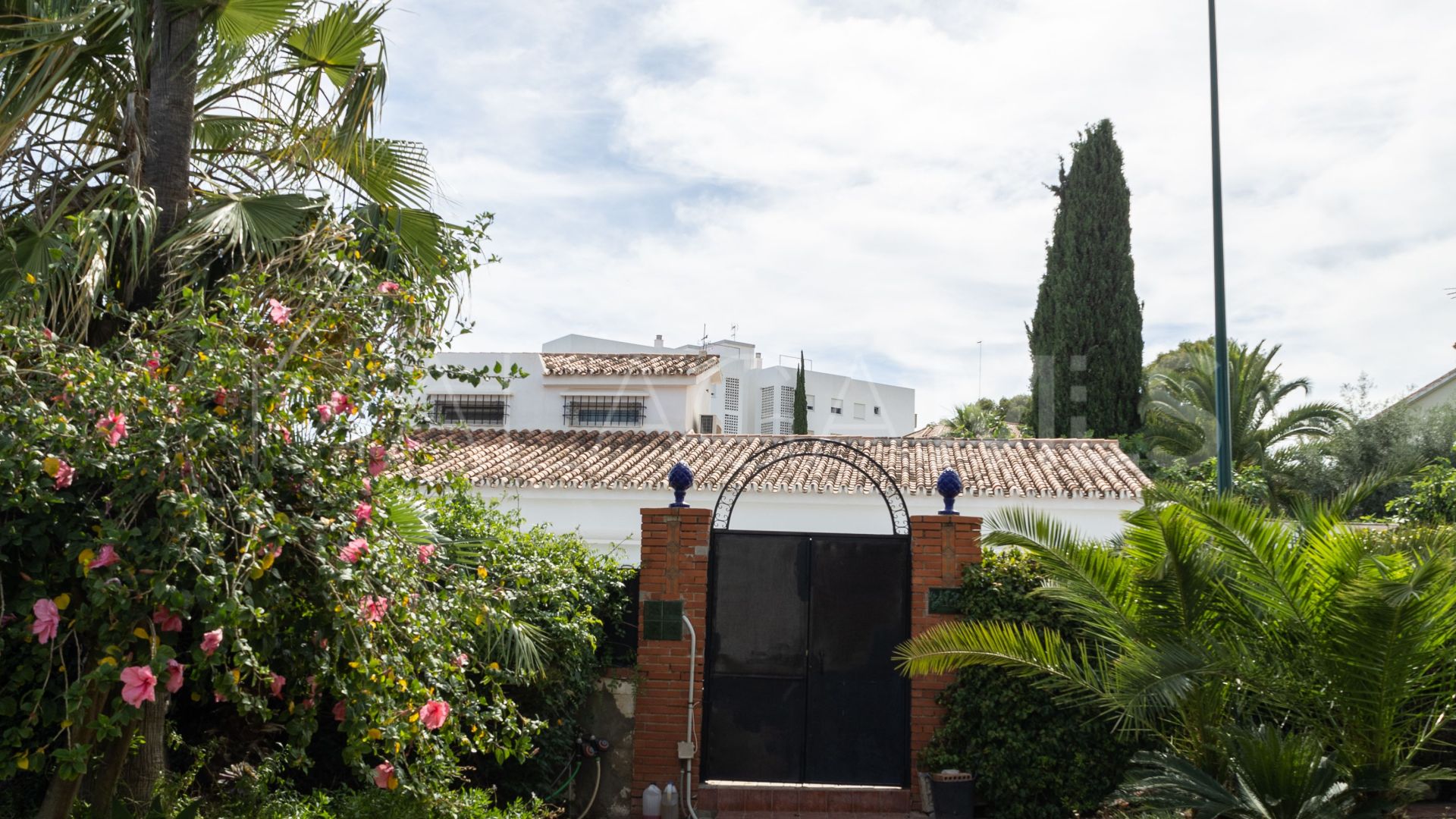 Hus i byn for sale in Miraflores del Palo