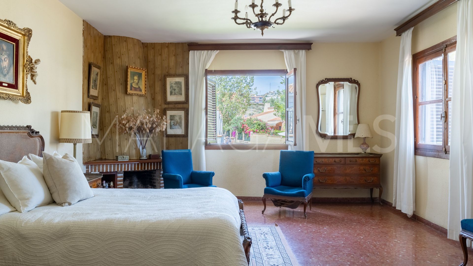 Hus i byn for sale in Miraflores del Palo