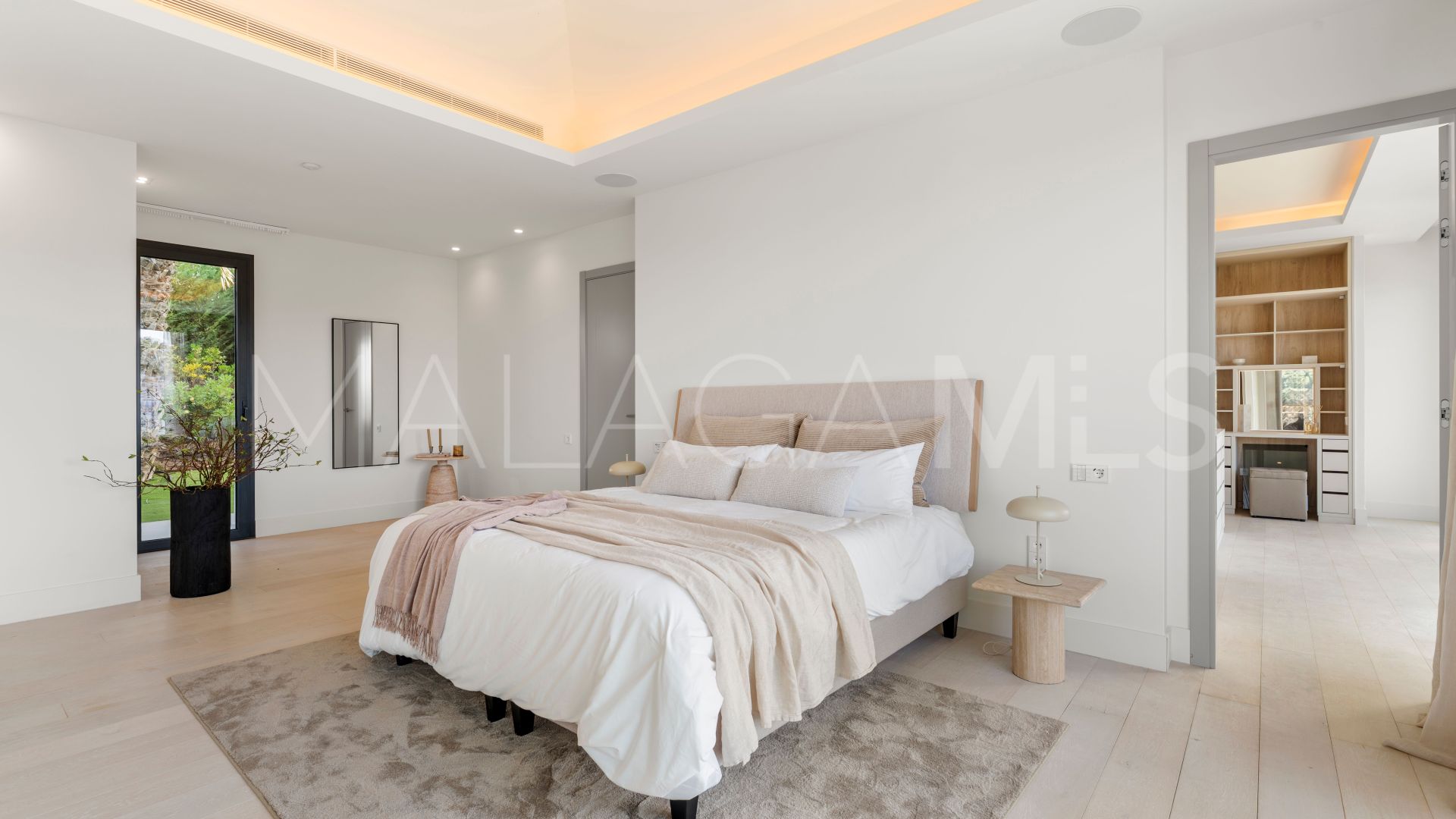 Villa for sale in La Resina Golf