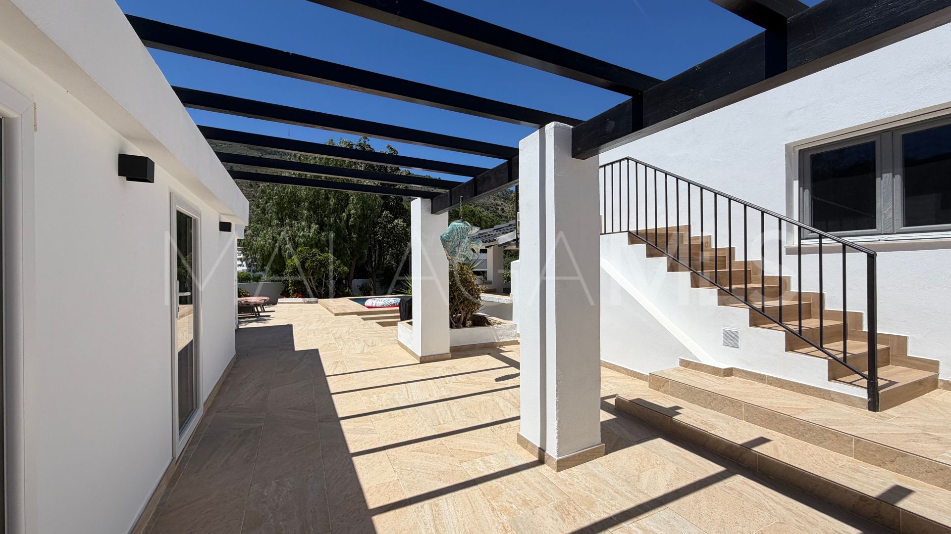 Villa for sale in Benalmadena Costa