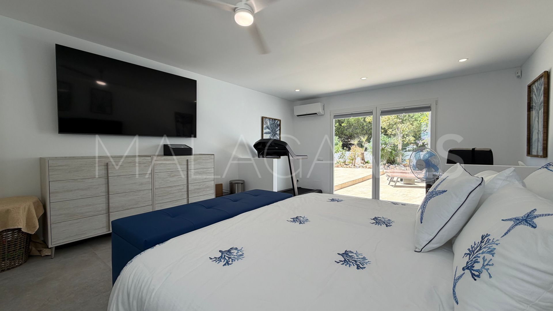 Villa for sale in Benalmadena Costa