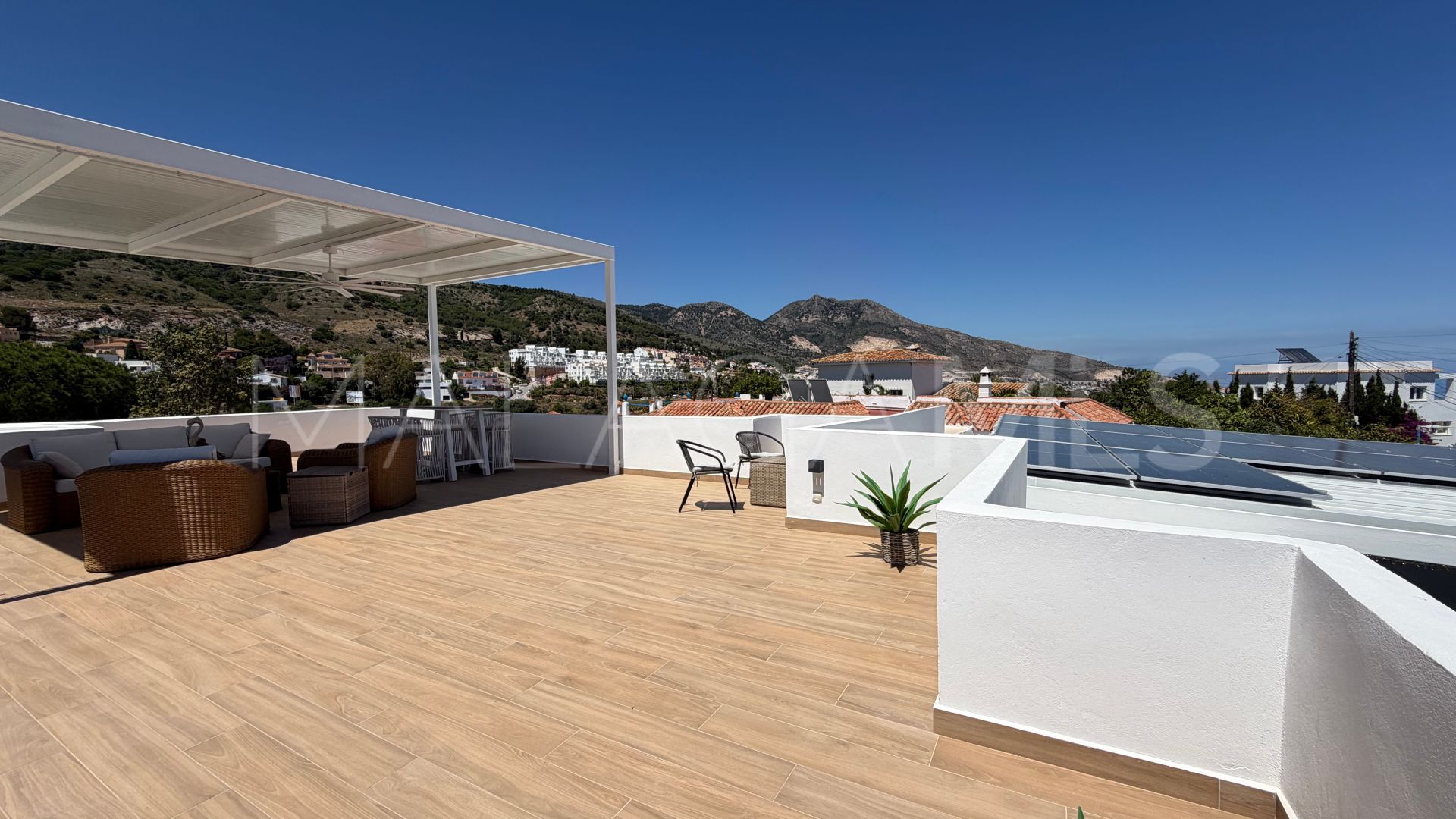 Villa for sale in Benalmadena Costa