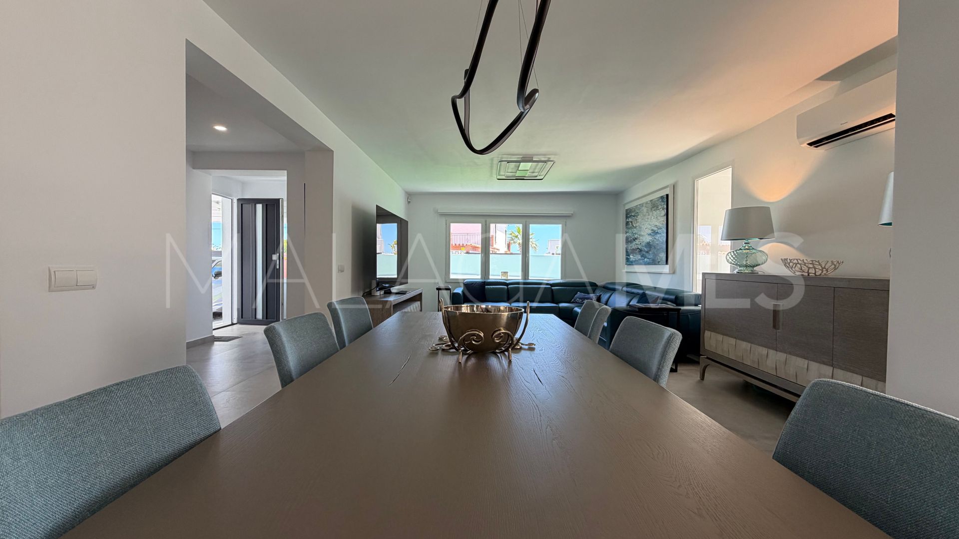 Villa for sale in Benalmadena Costa