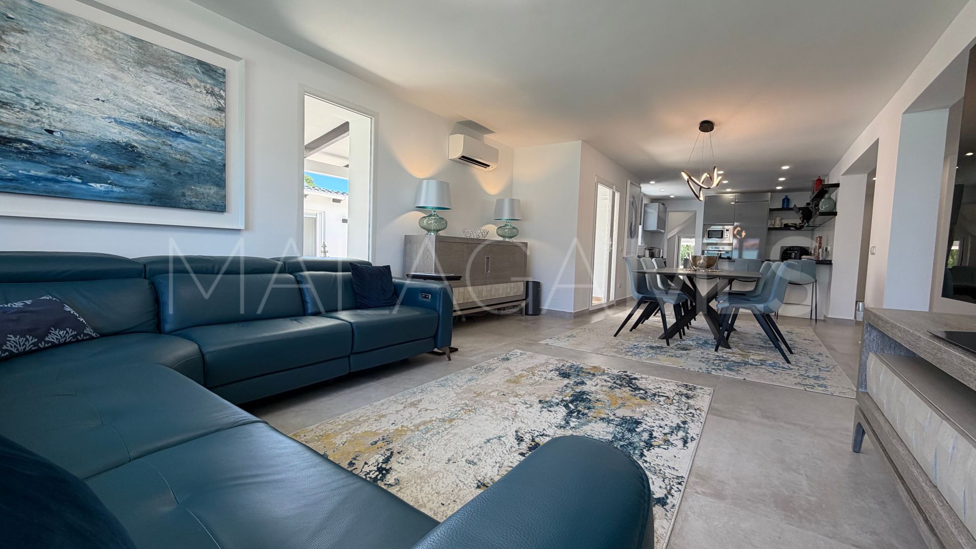 Villa for sale in Benalmadena Costa