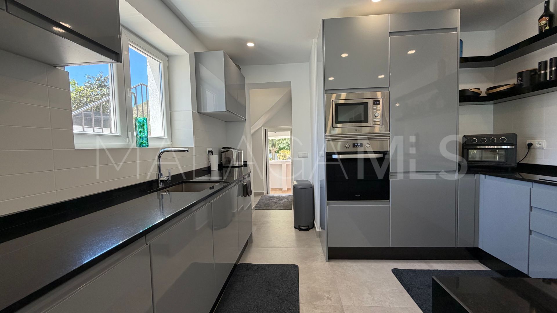 Villa for sale in Benalmadena Costa
