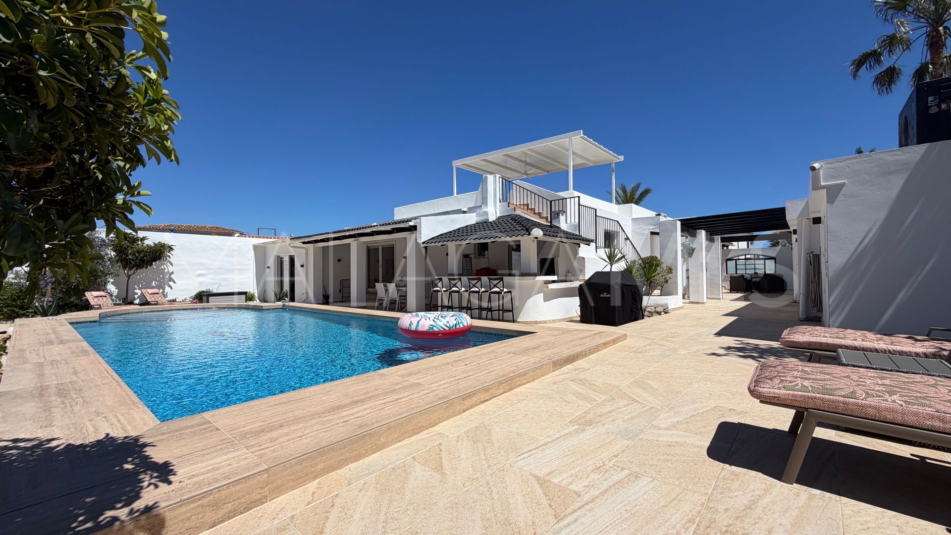 Villa for sale in Benalmadena Costa