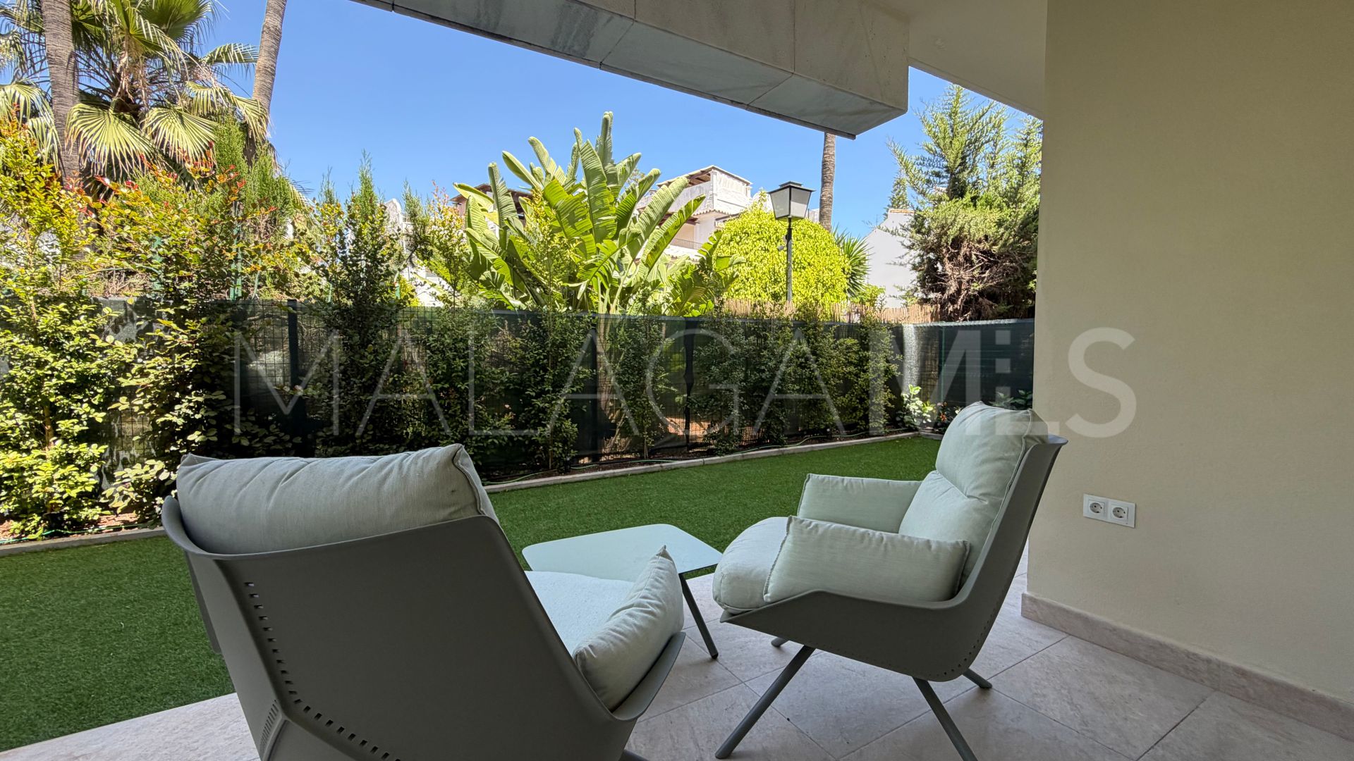 Markplanslägenhet for sale in Cortijo Blanco