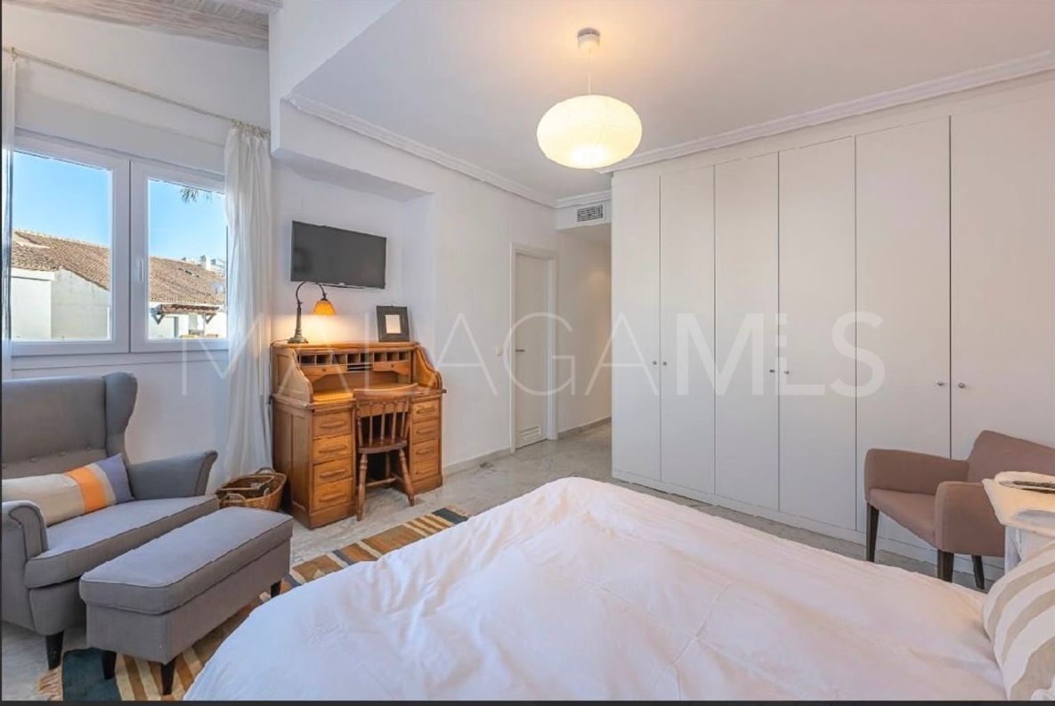 Apartment in Bahia de Marbella for sale