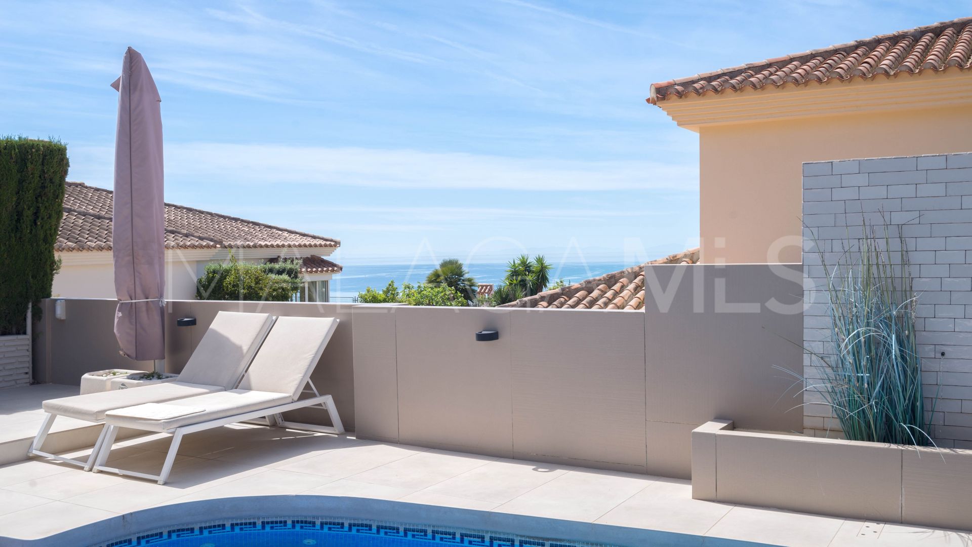 Buy Fuengirola villa