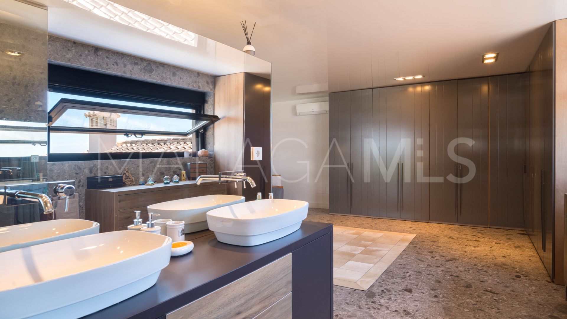 Buy Fuengirola villa