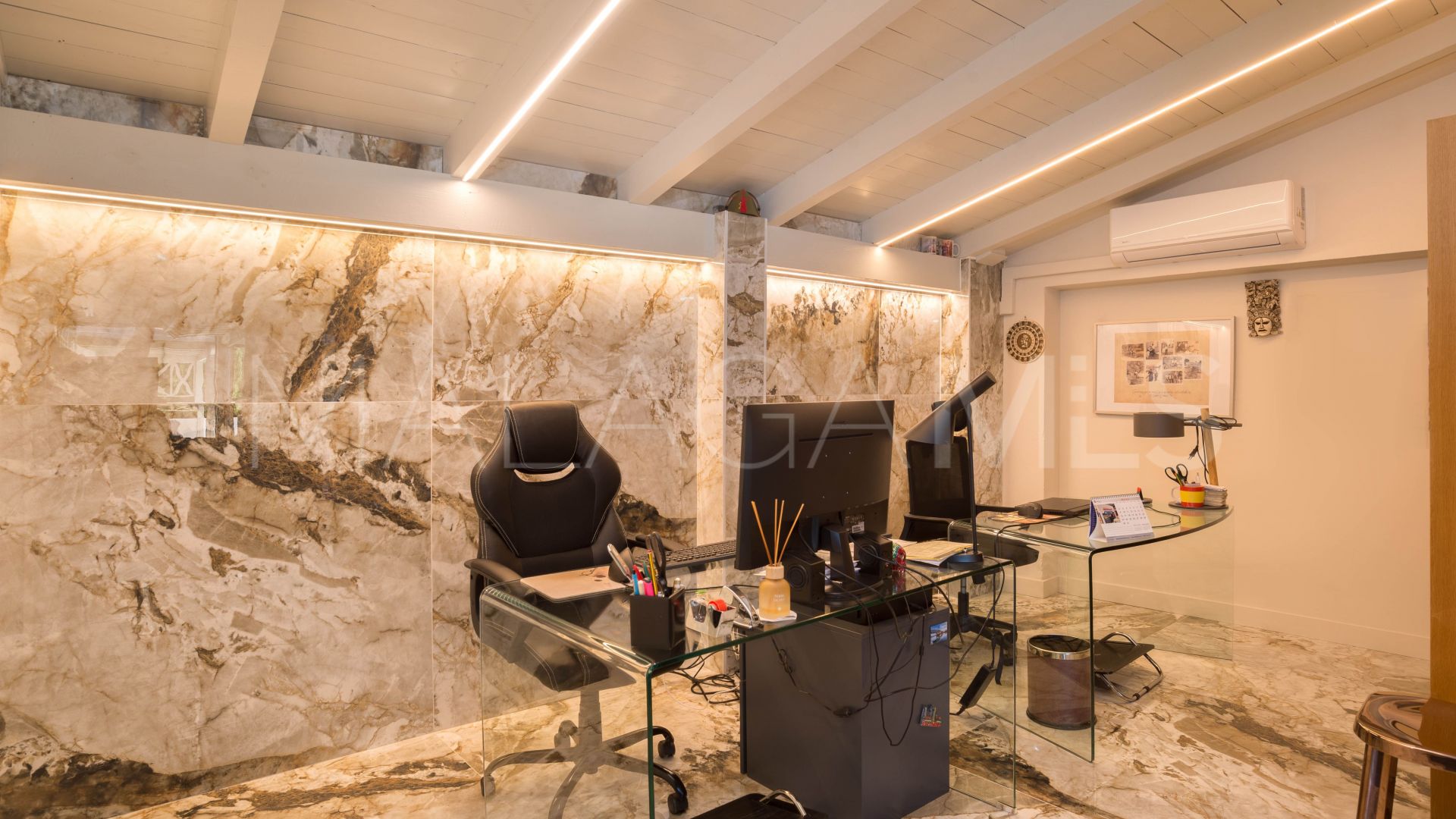 Buy Fuengirola villa