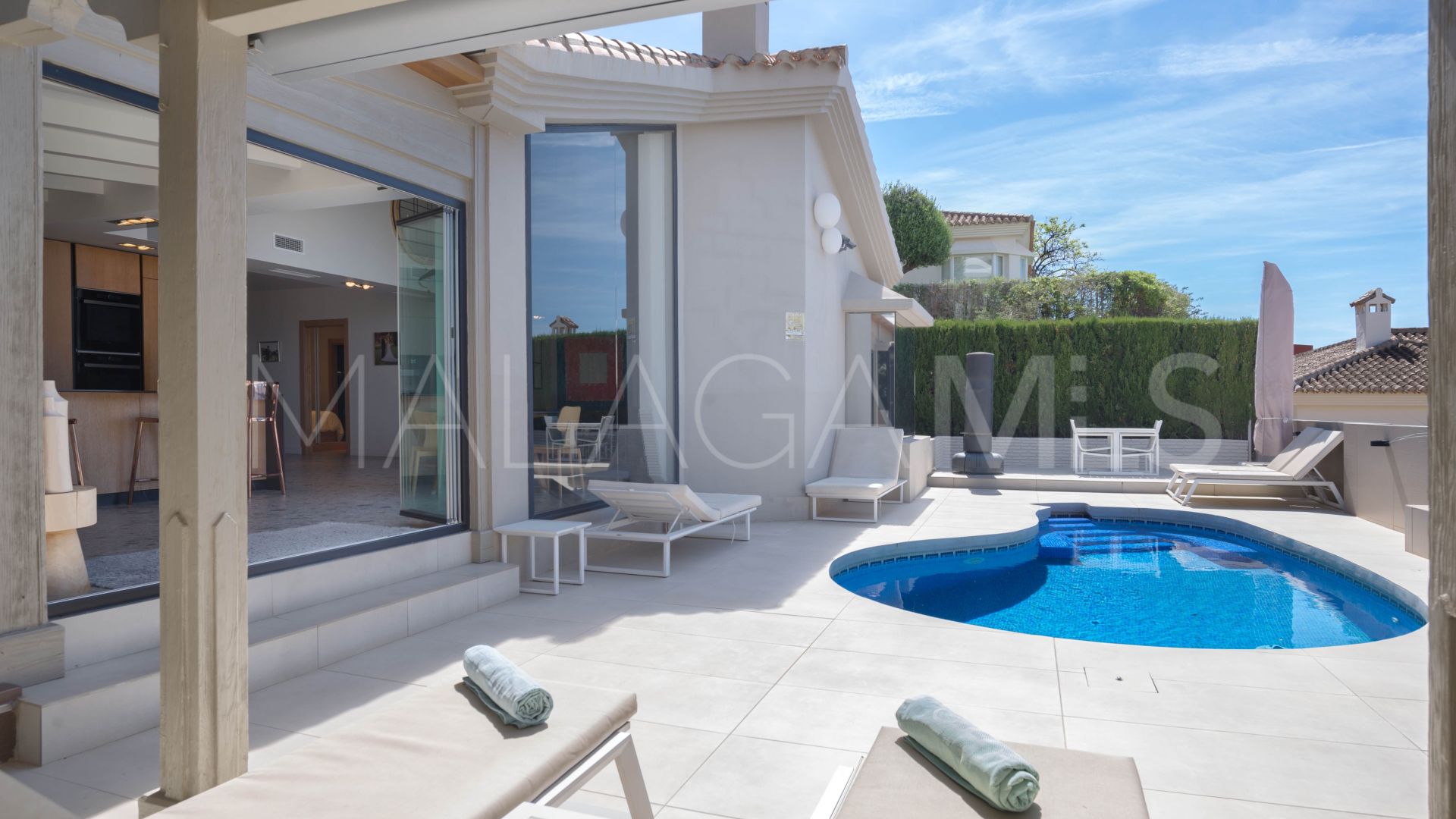 Buy Fuengirola villa