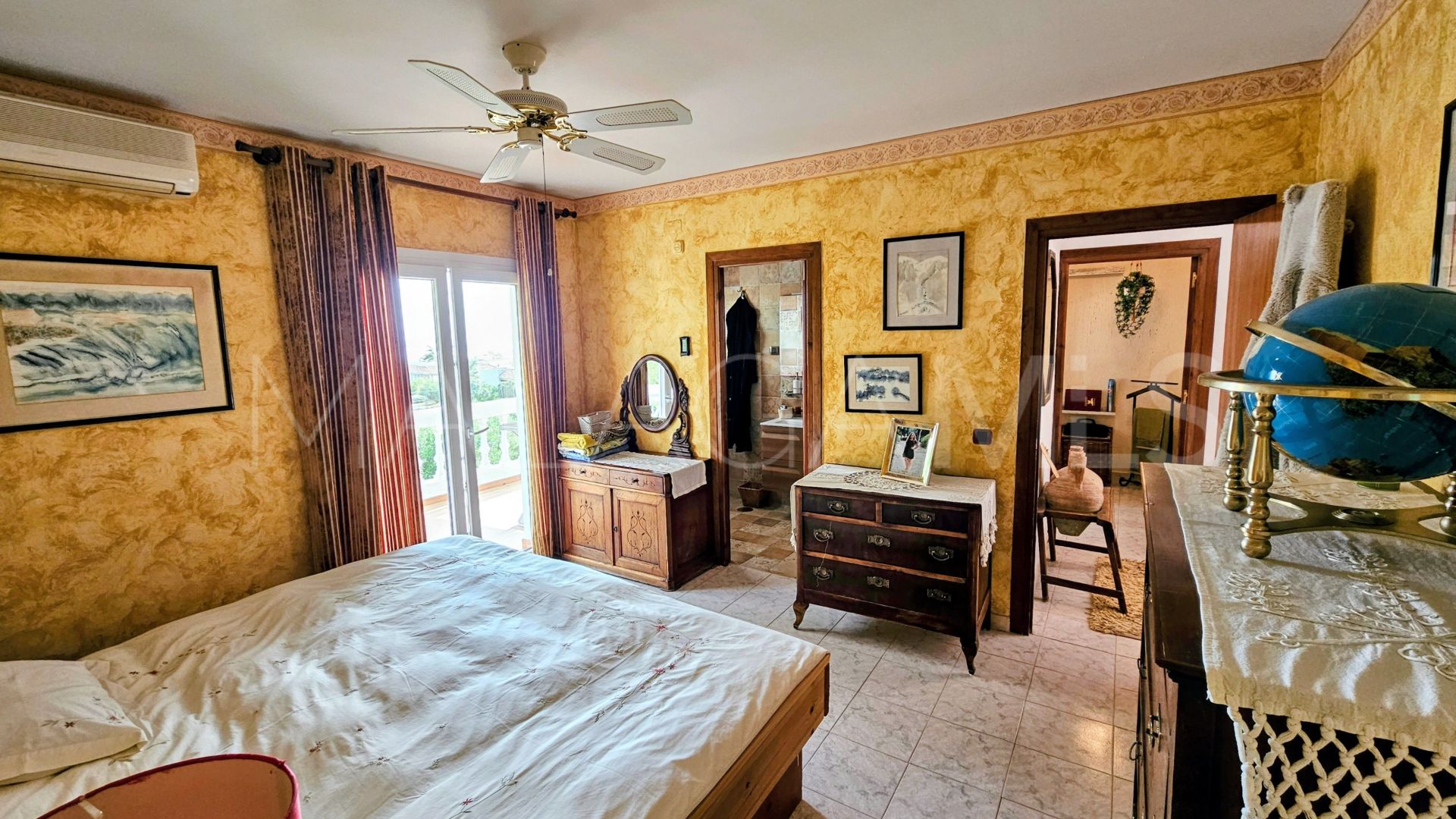 Villa for sale in Mijas Costa